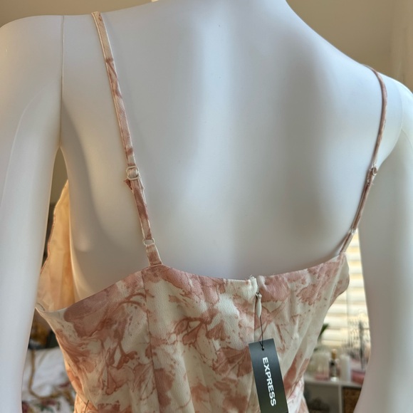 NWT EXPRESS Flowy Midi Spaghetti Strap Dress in Blush and White - Picture 3 of 9